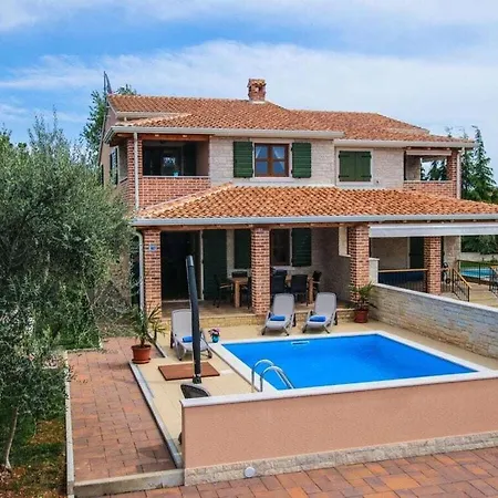 Villa Mare Near Lanterna